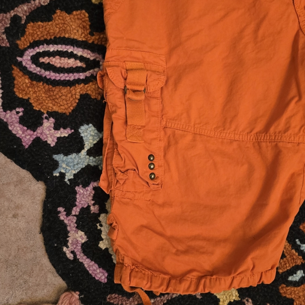 🔥🔥Y2K Bespoke Men’s Orange Cargo Shorts🔥🔥 SIZE 34 - Picture 3 of 8
